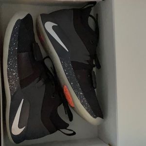 PG 2.5 basketball shoes